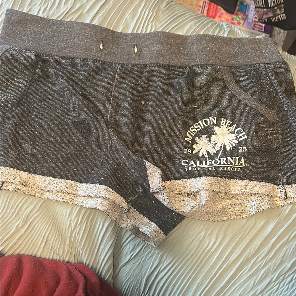 Mission Beach California Women's Gray Shorts